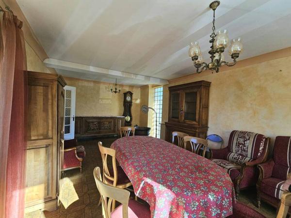 ST BONNET LE COURREAU - MAISON AVEC JARDIN