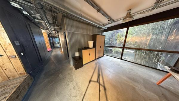 Boulogne-Billancourt (92100) À LOUER – BUREAUX ATYPIQUE 316 m² – STYLE INDUSTRIEL – MÉTRO BILLANCOURT (LIGNE 9)