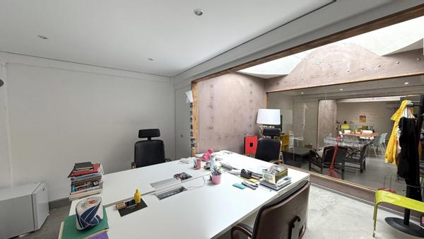 Boulogne-Billancourt (92100) À LOUER – BUREAUX ATYPIQUE 316 m² – STYLE INDUSTRIEL – MÉTRO BILLANCOURT (LIGNE 9)