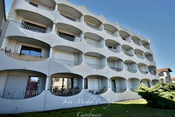 Appartement à Vendre 1 pièce SAINT GAUDENS (31), Parking Aérien