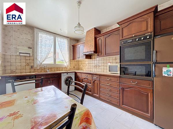 APPARTEMENT 3/4 PIECES 74M² AVEC BALCON - PROCHE METRO 7 MAIRIE D'IVRY