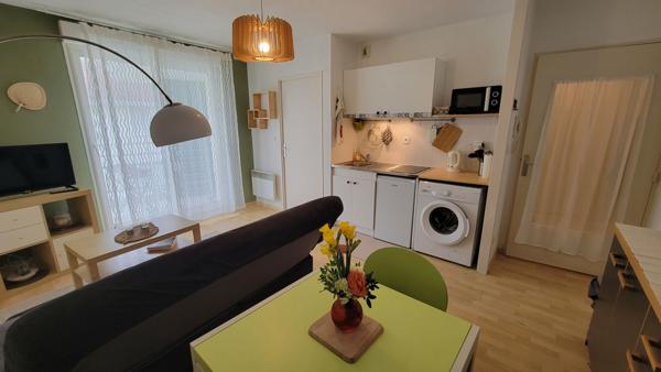PAU - Appartement T1bis de 32.11 m2 avec balcon et parking sous-sol