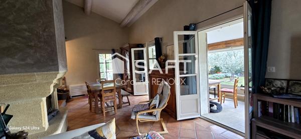 Maison provençale avec studio indépendant - garage- atelier - de grands bureaux indépendants -piscine