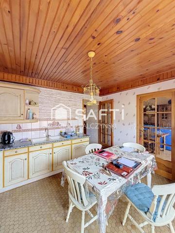 EXCLUSIVITÉ SAFTI – Maison de 98 m² avec jardin, garage et sous-sol complet