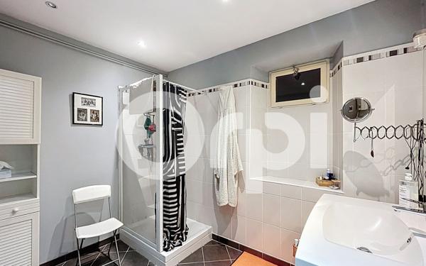 Maison à vendre    5 pièces •  Mazères-sur-Salat