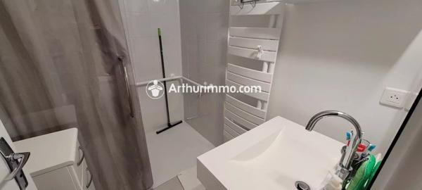 Location Maison 4 pièces 74 m2 à Saint-Jean-d'Angély