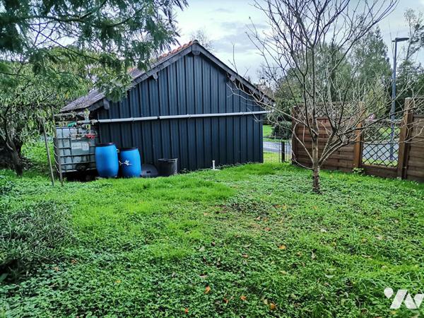 IFFENDIC, garage double sur terrain de 235 m².