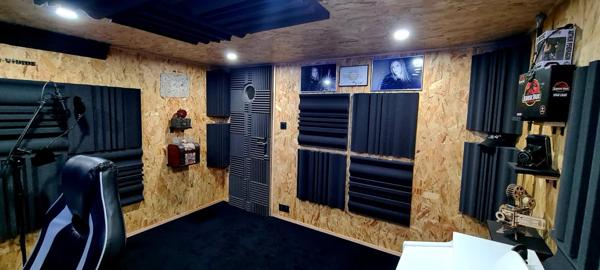 Villa T5 de 120 m2 avec garage et piscine sur terrain 841m² - GAREOULT