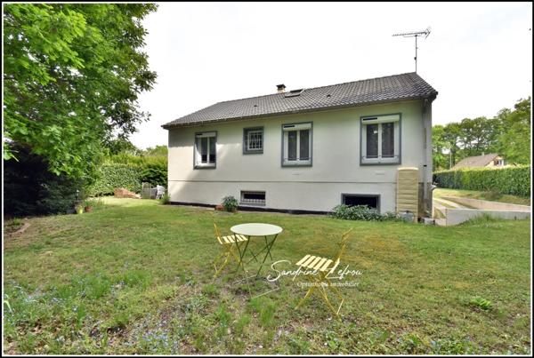 Maison sur sous-sol total - 6 pièces - 4 chambres - 100m2 habitables sur 1225m2 terrain  - DPE D