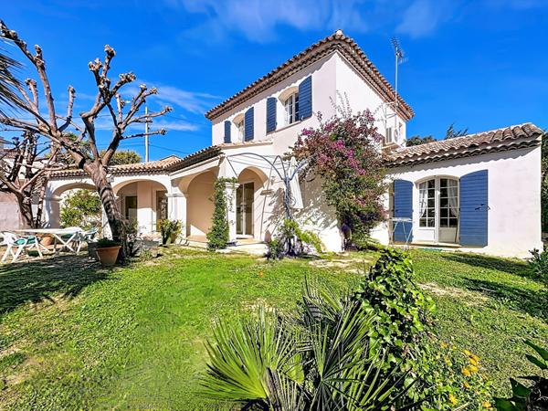 En exclusivité : Maison T4 à vendre à Marseille  13ème - Saint-Mitre calme beaux volumes