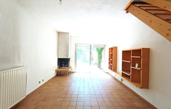 Jolie maison 73m2 deux chambres, cour et cave centre ville de Valence