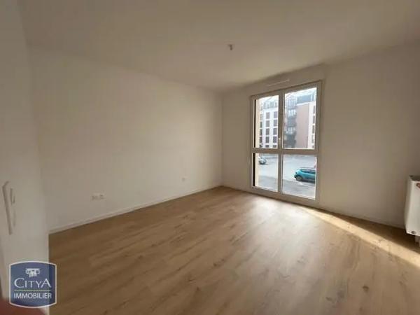 Appartement à louer 3 pièces 61.8m²