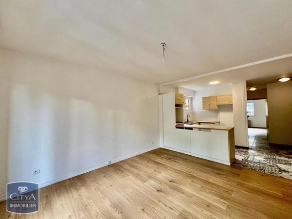 Appartement à louer 2 pièces 47.25m²