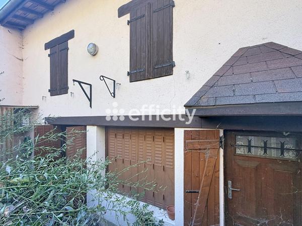Maison
         7 pièces
        - 146 m² 65 000 € *