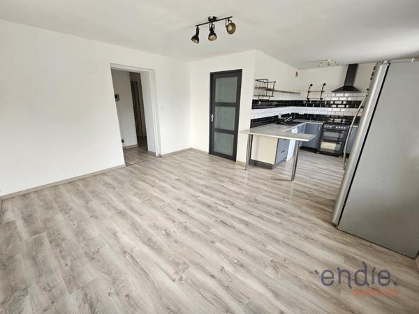 Appartement Audincourt avec terrasse (eau, électricité inclus)