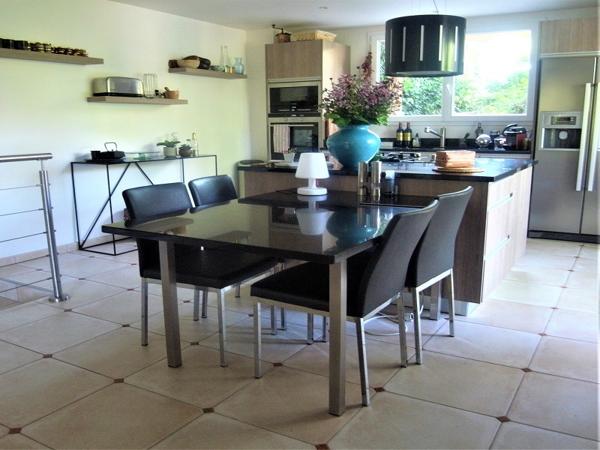 Maison 6 pièces - 225 m²