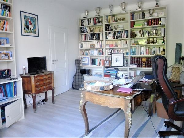 Maison 6 pièces - 225 m²