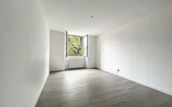 Appartement à louer    1 pièce •  Mulhouse