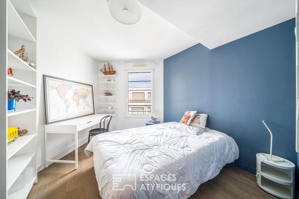 Dernier étage contemporain avec terrasses