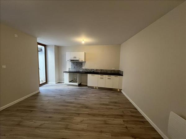 Appartement à louer |  VILLEFRANCHE DE ROUERGUE |  4 pièces | 97 m²