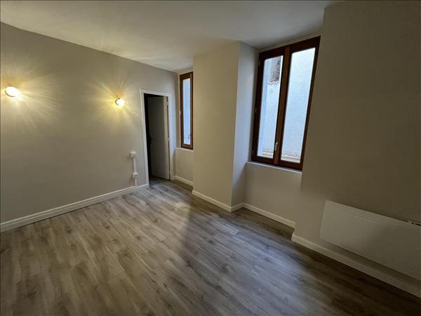 Appartement à louer |  VILLEFRANCHE DE ROUERGUE |  4 pièces | 97 m²