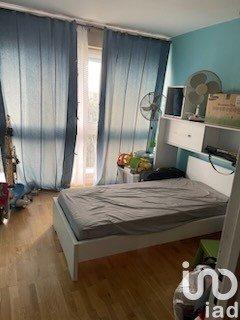 Appartement 5 pièces de 67 m² à Grigny (91350)