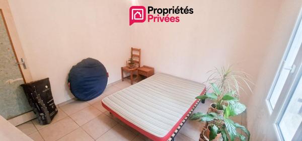 Maison de plain-pied 102 m² - 5 pièces - 4 chambres - dépendances - terrain 1630 m²