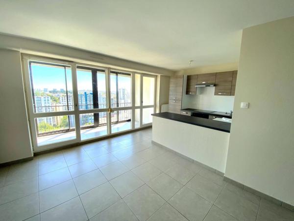 Appartement proche de toutes commodités et nouvelle ligne de tramway.