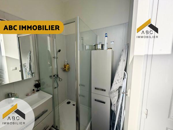 Orange (84100) IMMEUBLE DE RAPPORT - 8 STUDIOS - CENTRE-VILLE D’ORANGE