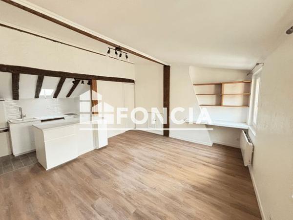 Location Studio 22.98 m² - Paris 75010
