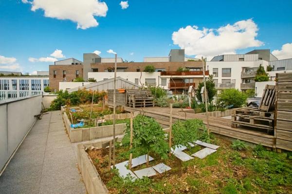 ***SAINT DENIS CORNILLON...T4 MODERNE....TRAVERSANT...RESIDENCE 2020...BALCON...PARKING ET JARDIN PARTAGE...IDEAL FAMILLE OU INVESTISSEMENT...GRAND PARIS***