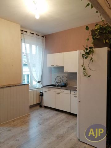 Location appartement Saintes : 795 € - AJP Immobilier Saintes