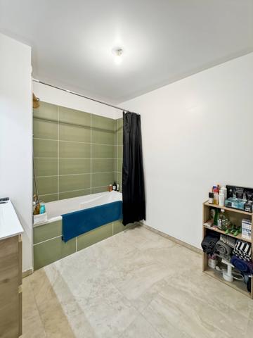 Trets (13530) A LOUER MAGNIFIQUE T3 AVEC TERRASSE