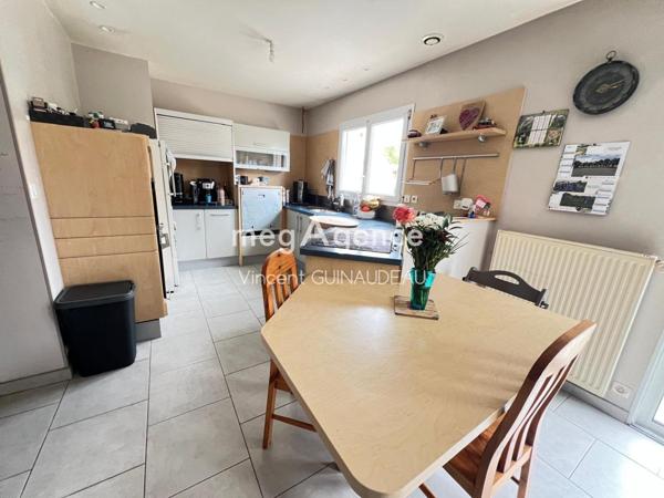 Maison à SAINT MACAIRE EN MAUGES, 49450 - 7 pièces 141m²