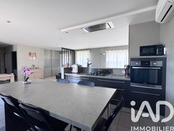 Maison à vendre 5 pièces 119 m² Saint-André-de-Cubzac