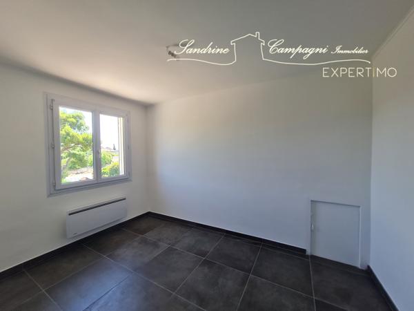 Châteauneuf-de-Gadagne (84470) VILLA familiale à deux pas du bus, gare TER, commerces et écoles,