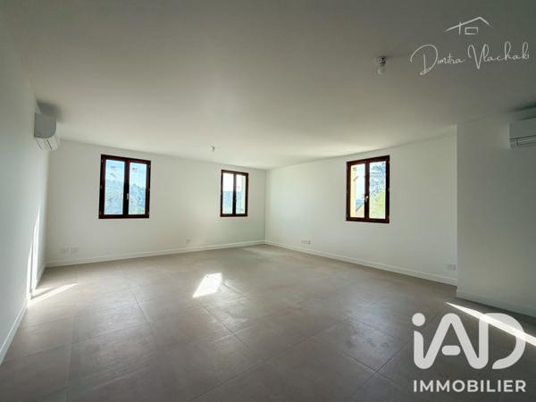 Location appartement 5 pièces 121 m² Maule