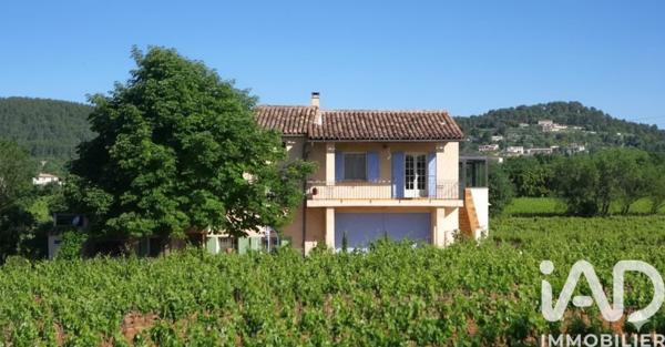 Maison à vendre 9 pièces 270 m² Cotignac