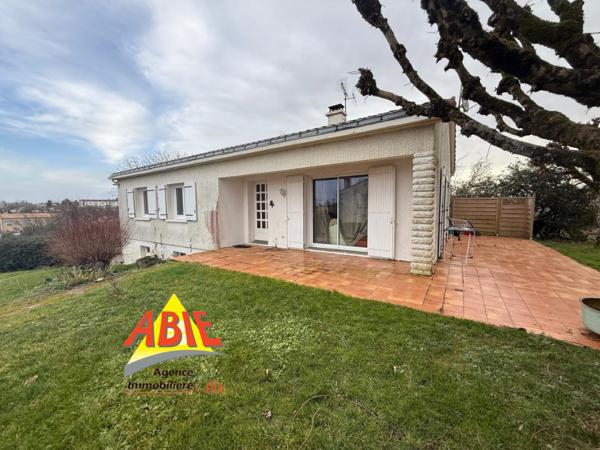 Maison  7 pièce(s)  5 chambre(s)  143 m²