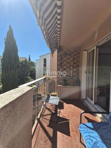 T4 81M2 avec Terrasse 8,6 M2 Bd des Cèdres 9ème