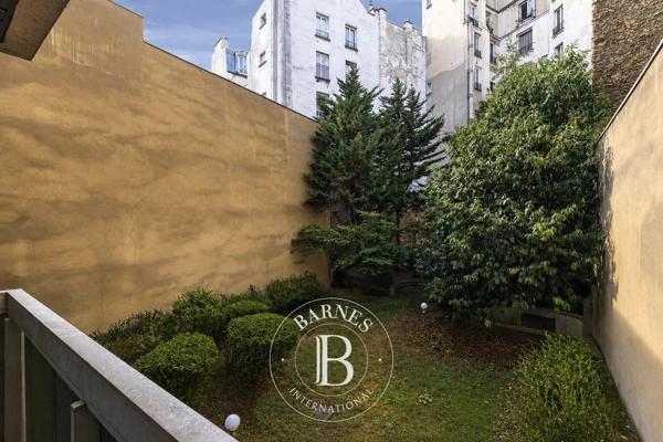 Paris 17ème, Appartement  28 m² à vendre