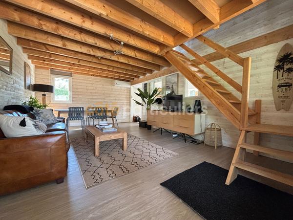 Vente
                Maison64 m² - 3 Pièces -
                    SOULAC SUR MER (33780)