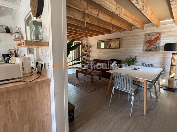 Vente
                Maison64 m² - 3 Pièces -
                    SOULAC SUR MER (33780)