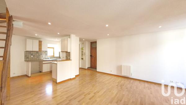 Appartement à vendre 4 pièces 65 m² Saint-Pierre-d'Albigny