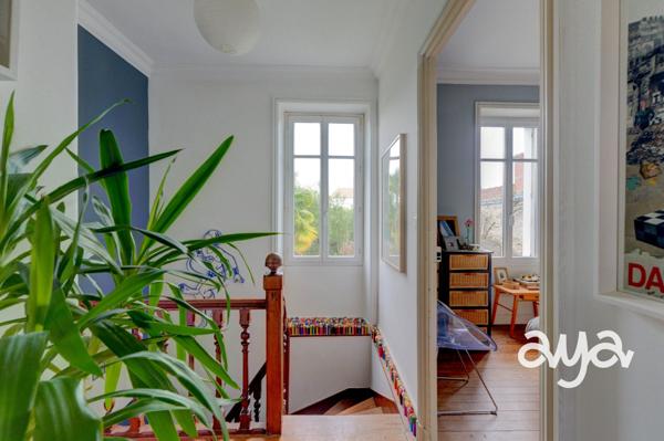 Maison élégante et chaleureuse