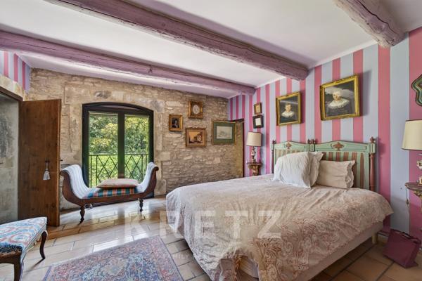 Mas provençal du XIXe siècle avec terrain constructible au cœur de Saint-Rémy-de-Provence