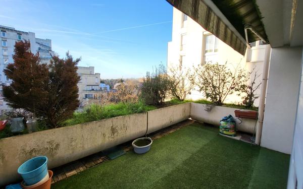 Appartement à vendre    5 pièces • 100,50 m2 Évry