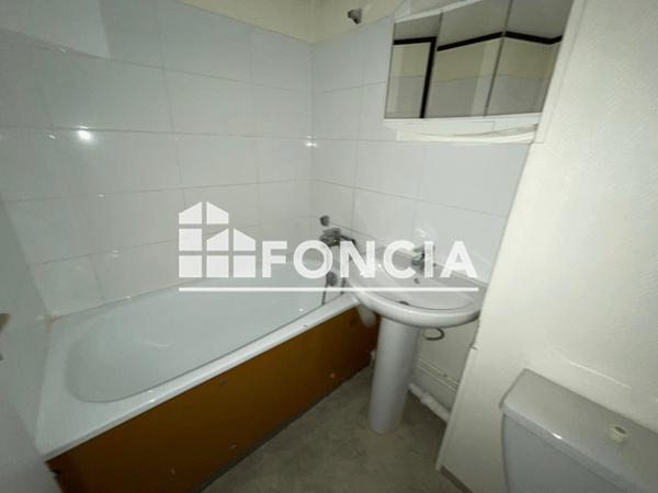 Location Studio 18.94 m² - RUE DU VIVARAIS Vandoeuvre Les Nancy 54500
