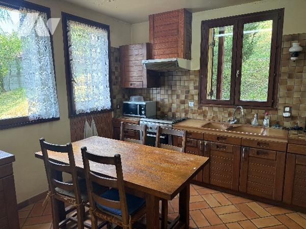 ARBOIS – Maison d'architecte 140 m² – Vue exceptionnelle