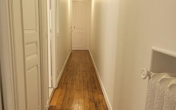 Appartement à louer    4 pièces • 73,40 m2 Paris 15